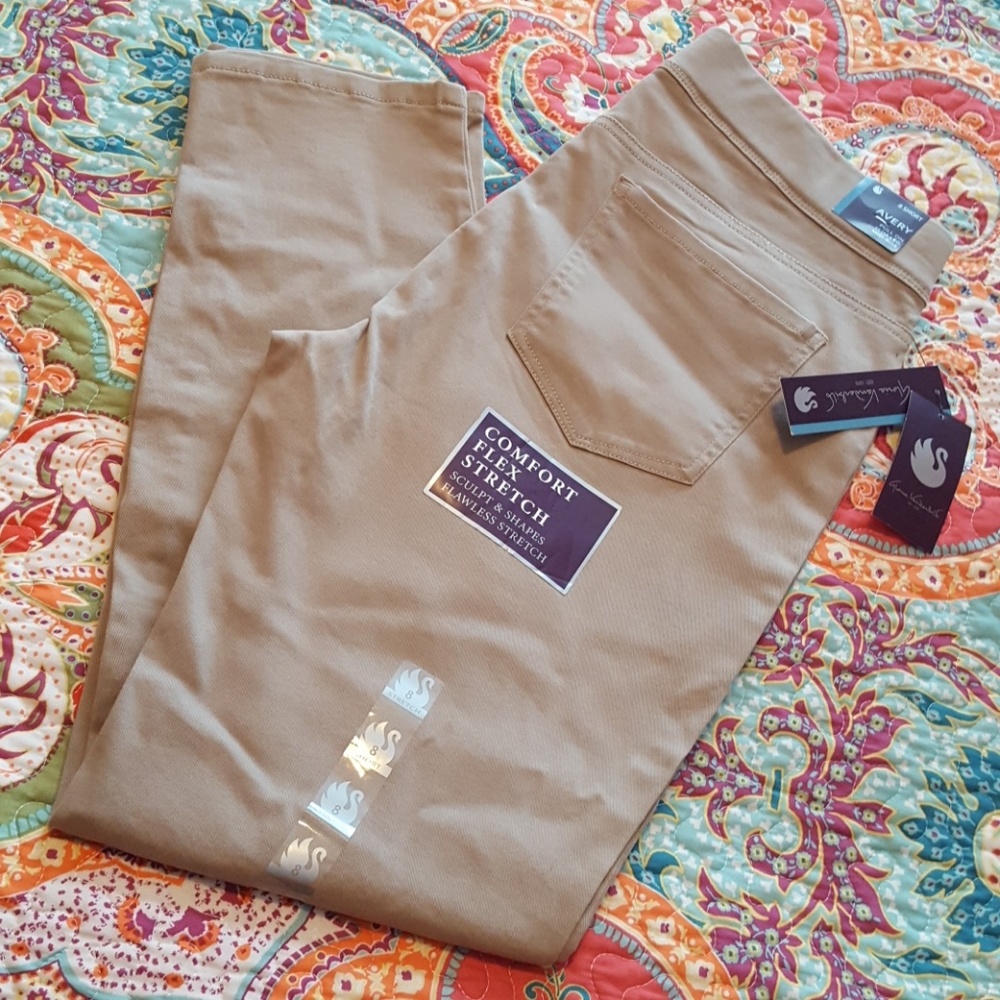**SALE**Gloria Vanderbilt pull-on pants